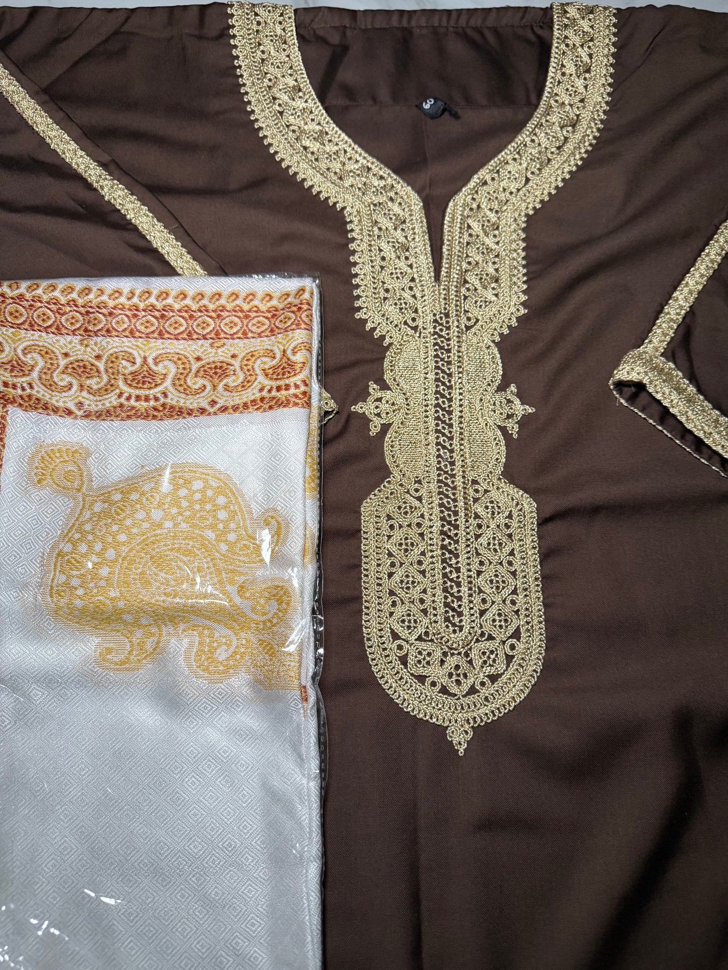Moroccan Thobe + Any Shemagh